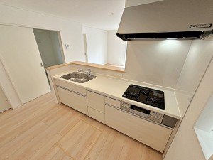 キッチン 【施工例】小さなお子様にも目が届く、使い勝手の良い対面キッチンで楽しくお料理ができます!