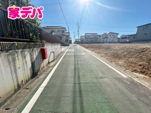 外観 前面道路:東側約4.5m幅