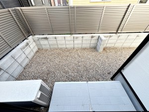 外観 ガーデニングで四季折々のお花が楽しめます。