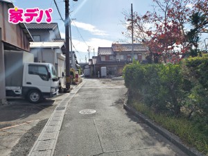 外観 前面道路:東側約4m幅