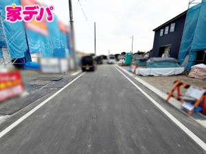 外観 前面道路:西側約6m幅