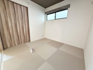 その他画像 【和室4.5帖】 和モダンのお洒落な空間。普段はお子様の遊びスペースやくつろぎスペースにも使えます!