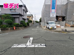 外観 静かな住宅街で、車の出入りもスムーズです。