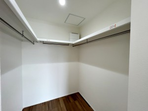 その他画像 【WIC】 WICは洋服、帽子、バッグなど全て収納可能!お部屋がスッキリ整理整頓できます!