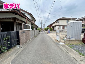 外観 前面道路:南西側約3.8m(セットバックあり)