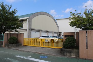 周辺 鷹丘小学校(1130m)