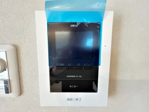 その他画像 画面越しに来客が確認できる安心のモニター付きインターホンでより安心安全な暮らしを