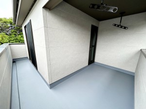 その他画像 【バルコニー】 バルコニースペースとインナーバルコニースペースがあり、洗濯物干しと明るい屋外空間と使い分けたり、用途が広がります。