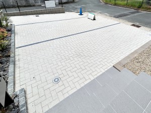 その他画像 広々3台駐車可能物件!!お友達が遊びに来た時も安心!(車種による)