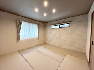 その他画像 【和室8帖】 ゆったりとくつろげる和室!お子様の遊び場や家族団らんのスペースになりそうですね!