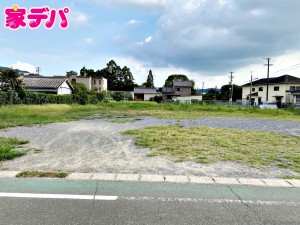 外観 建築予定地です。ご見学希望のお客様につきましては同型同仕様の物件にご案内いたします。当日のご連絡でも対応いたします。お気軽に『家デパ』までお問い合わせ下さい!経験豊富なスタッフが対応いたします。
