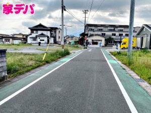 外観 前面道路:北側約5.9m幅