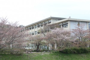 周辺 西部中学校(920m)