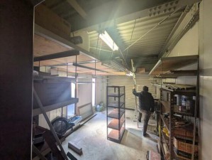 内装 倉庫付き!