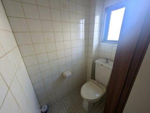 その他画像 小窓が付いている為換気もスッキリして頂けます。