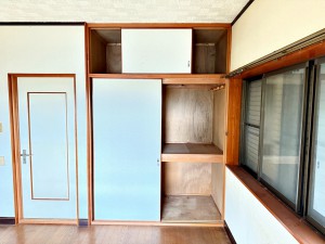 その他画像 【押入】 押入があればタンスを置く必要がなく、出っ張りのないスッキリ空間を維持できます。