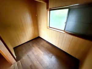 内装 【納戸】 季節外の物や普段使わない物などを収納しておくのに便利な納戸!