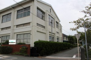 周辺 章南中学校(2910m)