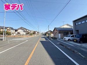 外観 前面道路:北側約12m