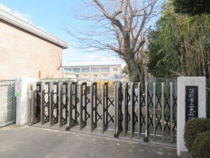 周辺 東部保育園(100m)