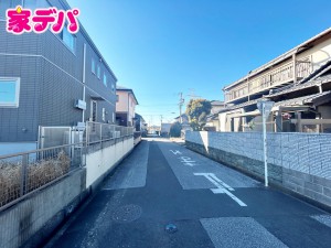 外観 前面道路:南側公道6m幅