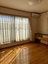 その他画像 全居室にしっかりとした大きさのクローゼットを完備し、収納スペースも十分です。