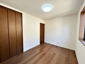 その他画像 【洋室約6帖】 全居室にしっかりとした大きさのクローゼットを完備し、収納スペースも十分です。