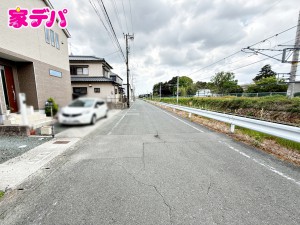 外観 前面道路が5mと広いので運転が苦手な方にも安心です
