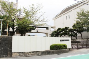 周辺 飯村小学校(650m)