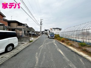 外観 前面道路:南側約6m幅
