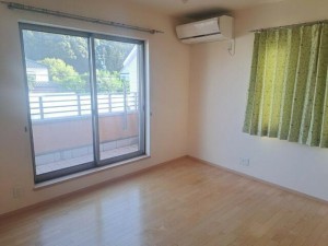 その他画像 バルコニーに面した明るいお部屋