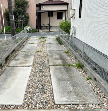 その他画像 2台駐車可能なカースペース。玄関前にあり、荷物の積み下ろしや雨の日の乗り降りに便利です!