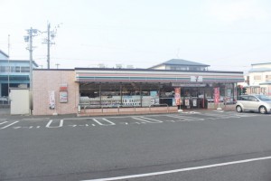 周辺 セブンイレブン豊橋三本木店(370m)