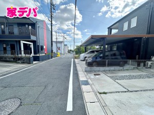 外観 静かな住宅街で、車の出入りもスムーズです。