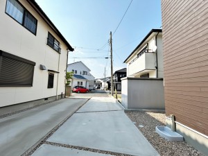 その他画像 しっかり舗装もされているので、ベビーカーや自転車でも快適に通行できます。