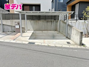 その他画像 カーポート付きで大切なお車を雨から守ります