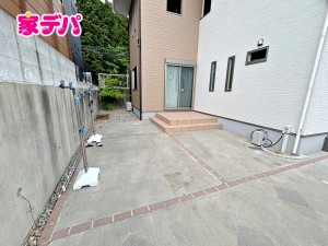 外観 室内からスムーズに外干しできる動線です