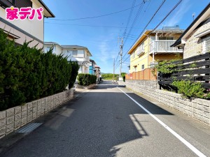 外観 西側前面道路