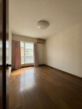 その他画像 全居室にしっかりとした大きさのクローゼットを完備し、収納スペースも十分です。