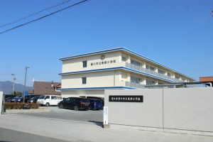 周辺 東部小学校(1260m)