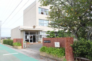 周辺 植田小学校(1350m)