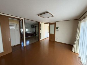 居間