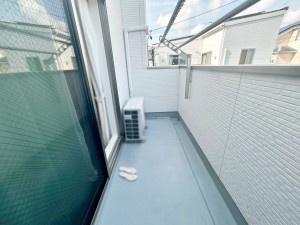 その他画像 【バルコニー】 陽当たり良好で、晴れた日には洗濯物がカラッと乾きますね