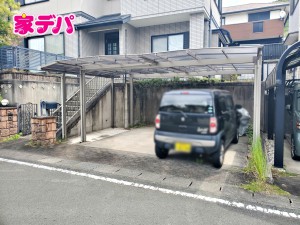 その他画像 カーポート付の駐車スペースは2台可能です