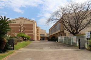 周辺 神戸小学校(2660m)