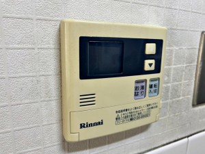 内装 給湯リモコン