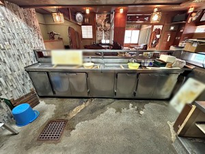 内装 1階:板場