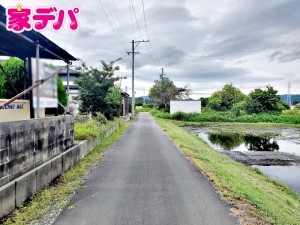 外観 前面道路:南西側約3.5m幅。