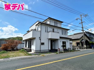 外観 現地や周辺環境もあわせてご確認いただけます。現地ご案内いたします。お気軽にお問い合わせください。実際の陽当たりや前面道路、周辺の環境などもぜひ現地でご確認ください。スタッフが丁寧にご案内いたします。