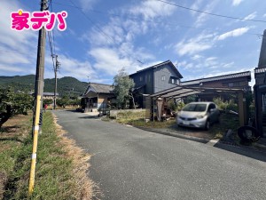 外観 現地や周辺環境もあわせてご確認いただけます。現地ご案内いたします。お気軽にお問い合わせください。実際の陽当たりや前面道路、周辺の環境などもぜひ現地でご確認ください。スタッフが丁寧にご案内いたします。
